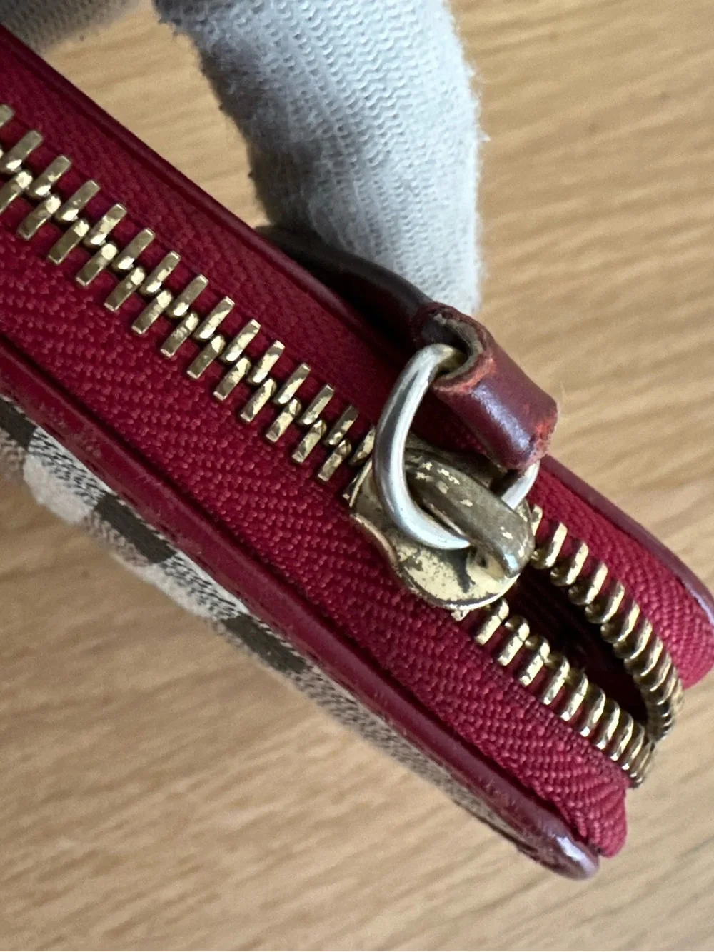 Burberry Zipper Long Wallet